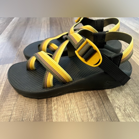 Women’s Chaco Sandals - Picture 4 of 6